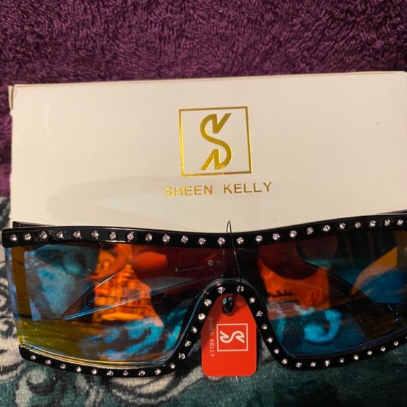 Neiman Marcus Sheen Kelly FUTURE Sunglasses - Picture 3 of 4
